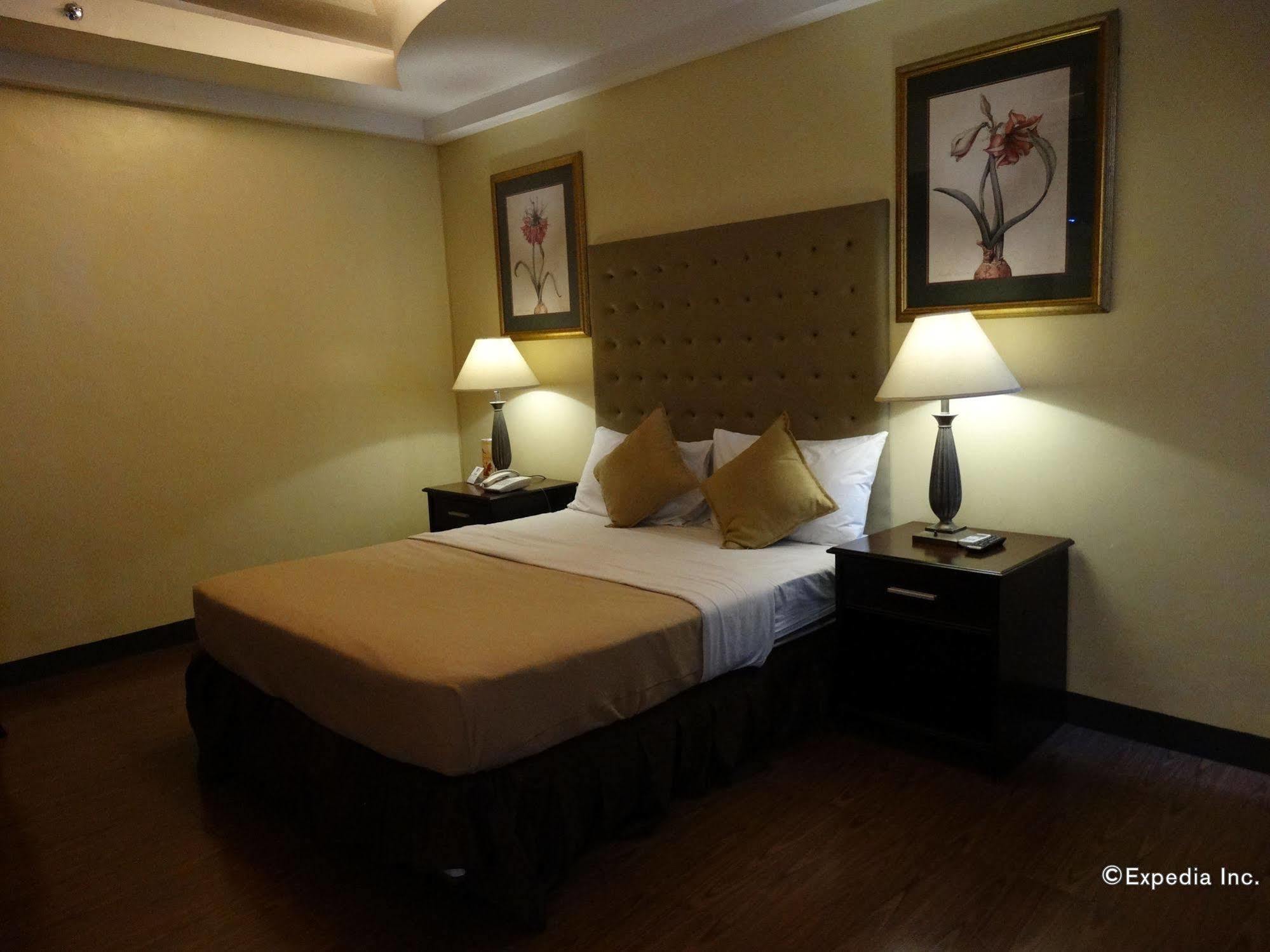 Silver Oaks Suites & Hotel Manila Eksteriør bilde