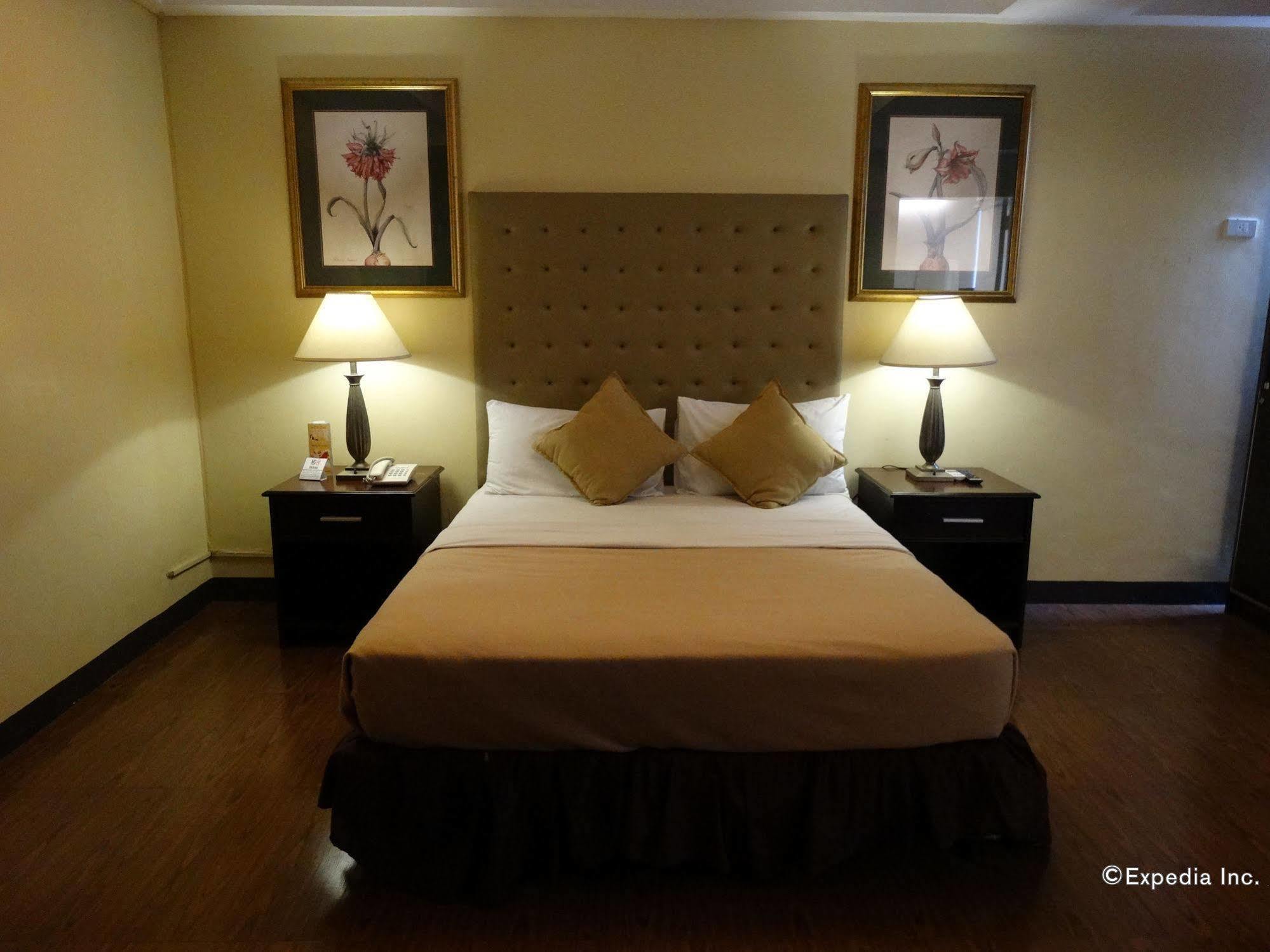 Silver Oaks Suites & Hotel Manila Eksteriør bilde